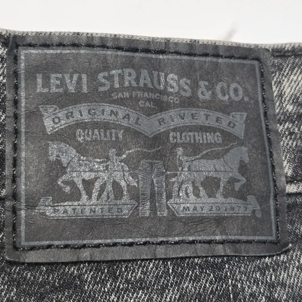 Levi’s High Waisted Mom Jeans Black Acid Wash Raw Hem Straight Leg 32 Y2K Grunge - Picture 9 of 11